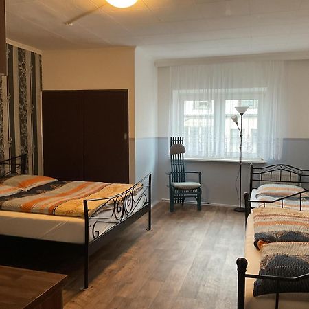 Pension&Hostel Anna - Monteurzimmer ミュンヘン エクステリア 写真