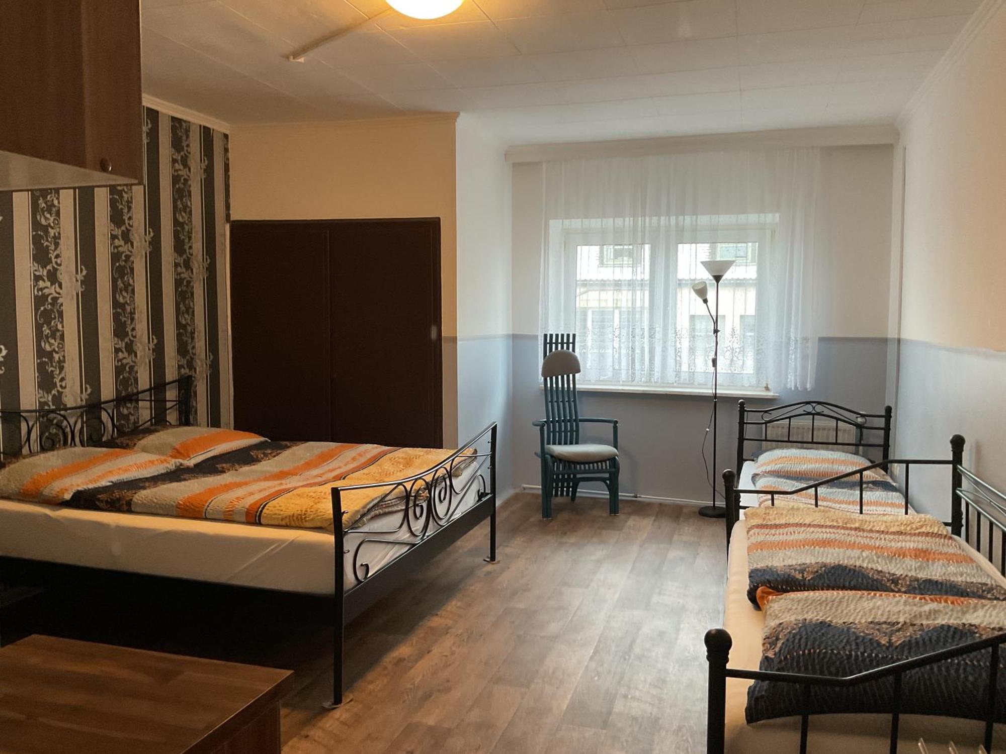 Pension&Hostel Anna - Monteurzimmer ミュンヘン エクステリア 写真