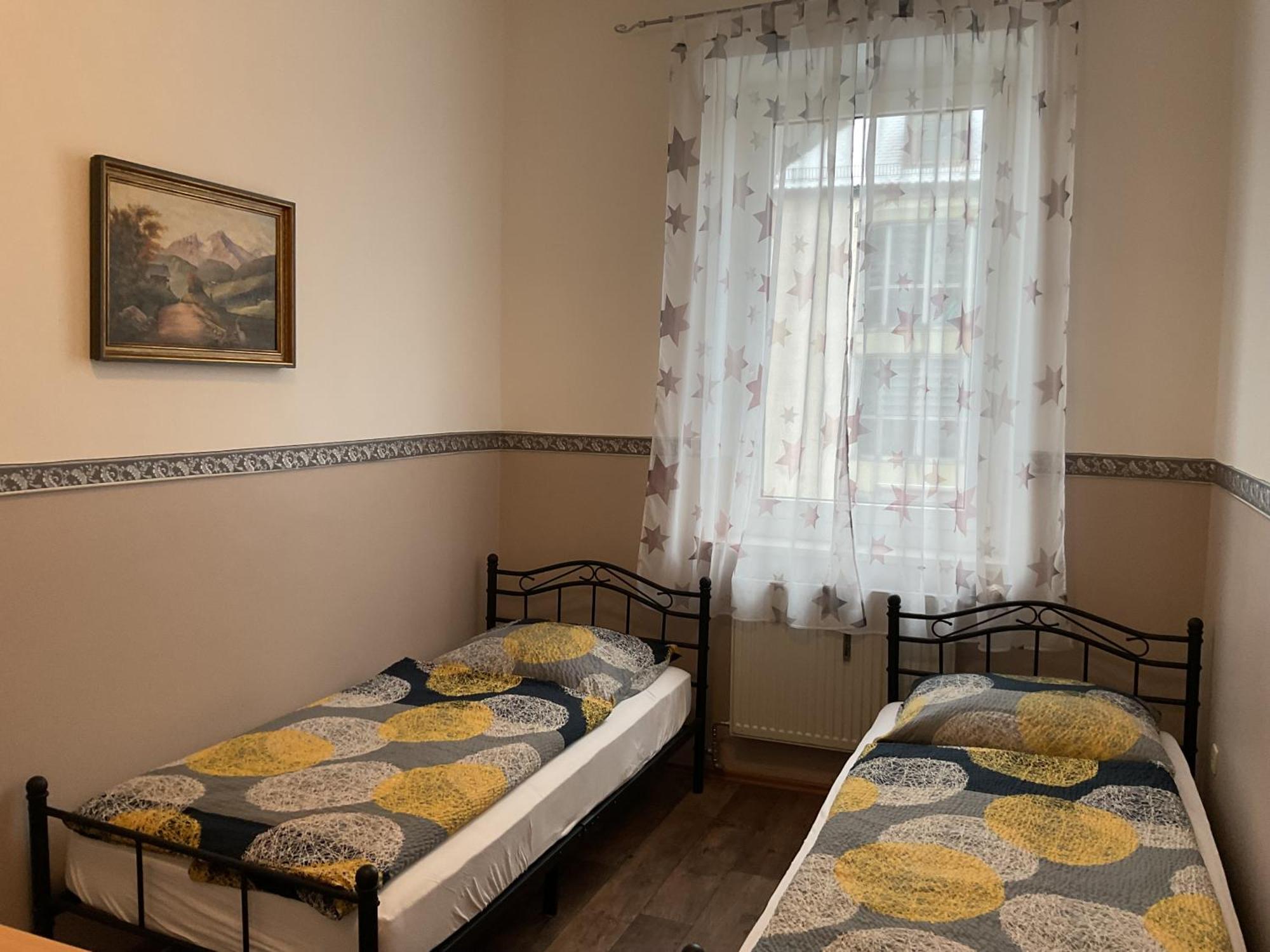 Pension&Hostel Anna - Monteurzimmer ミュンヘン エクステリア 写真