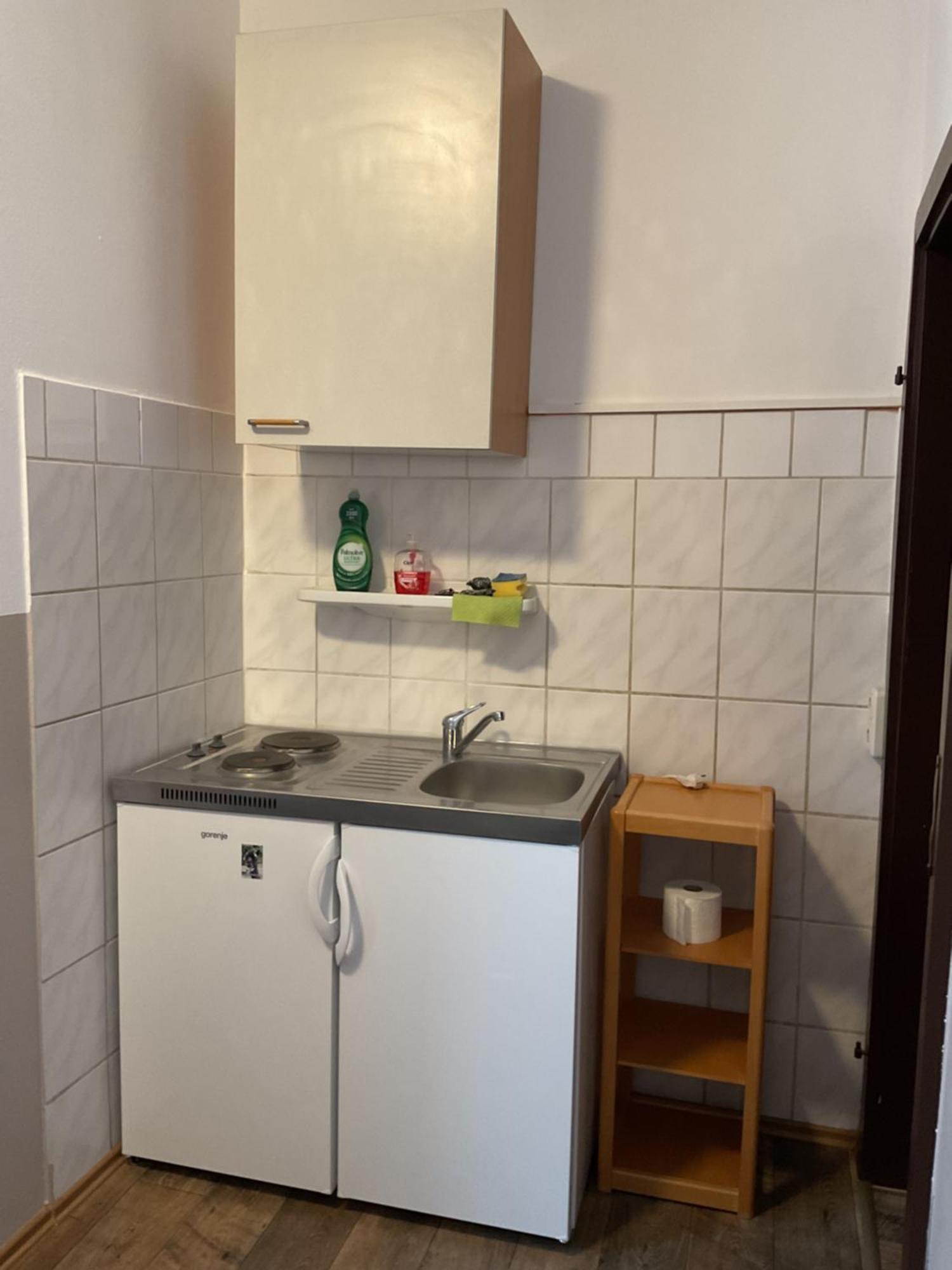 Pension&Hostel Anna - Monteurzimmer ミュンヘン エクステリア 写真