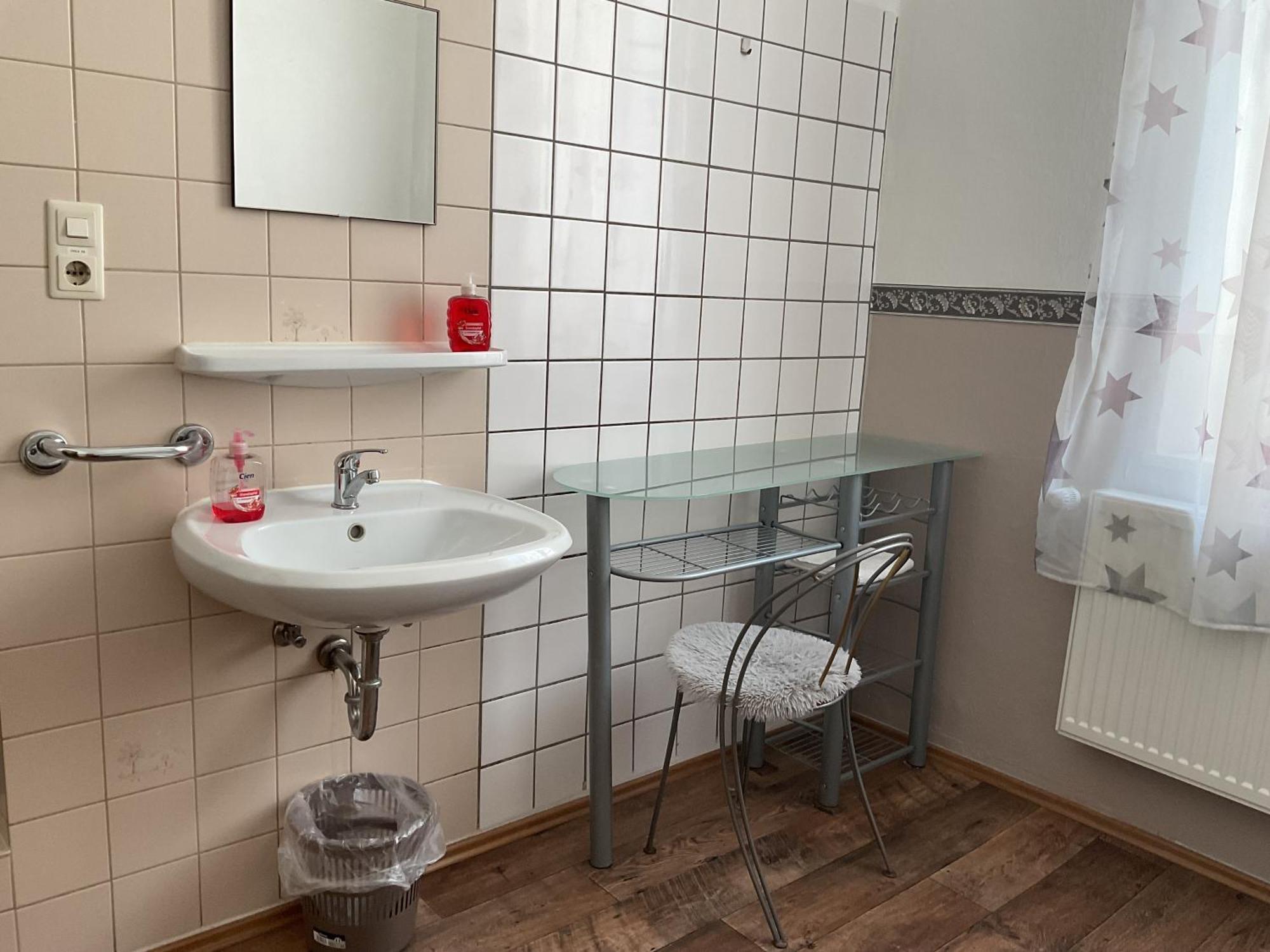Pension&Hostel Anna - Monteurzimmer ミュンヘン エクステリア 写真